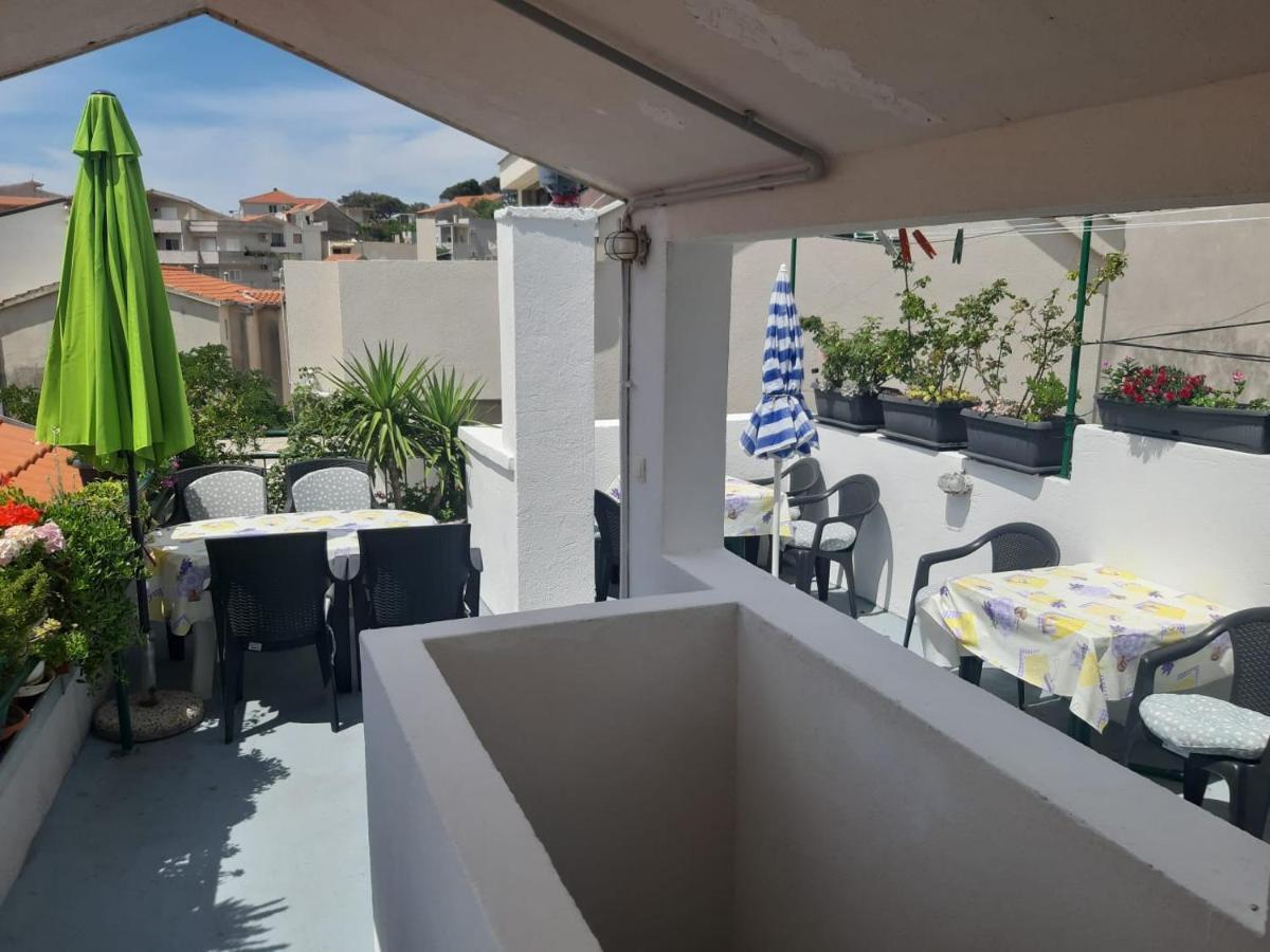 Apartments Knezic Igrane Exterior foto