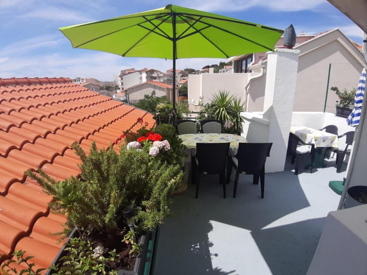 Apartments Knezic Igrane Exterior foto