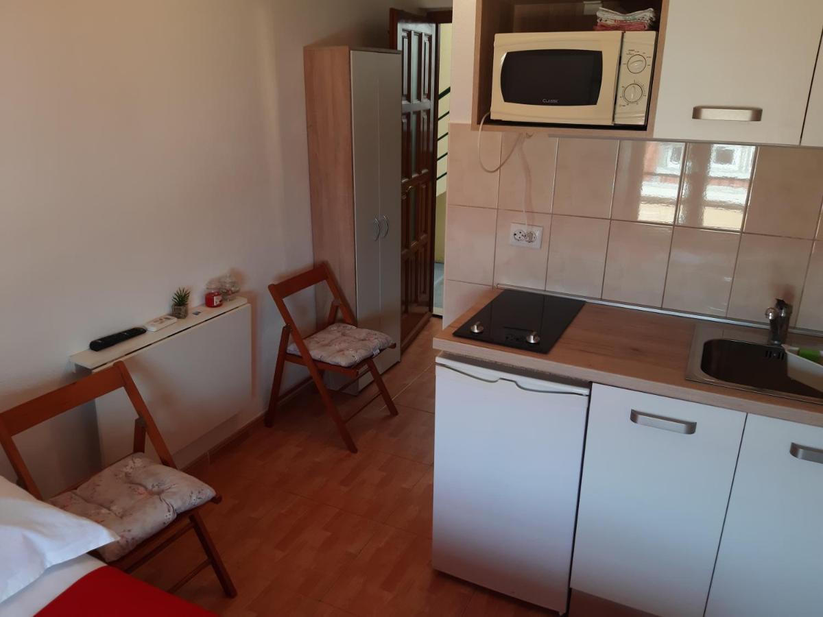 Apartments Knezic Igrane Exterior foto